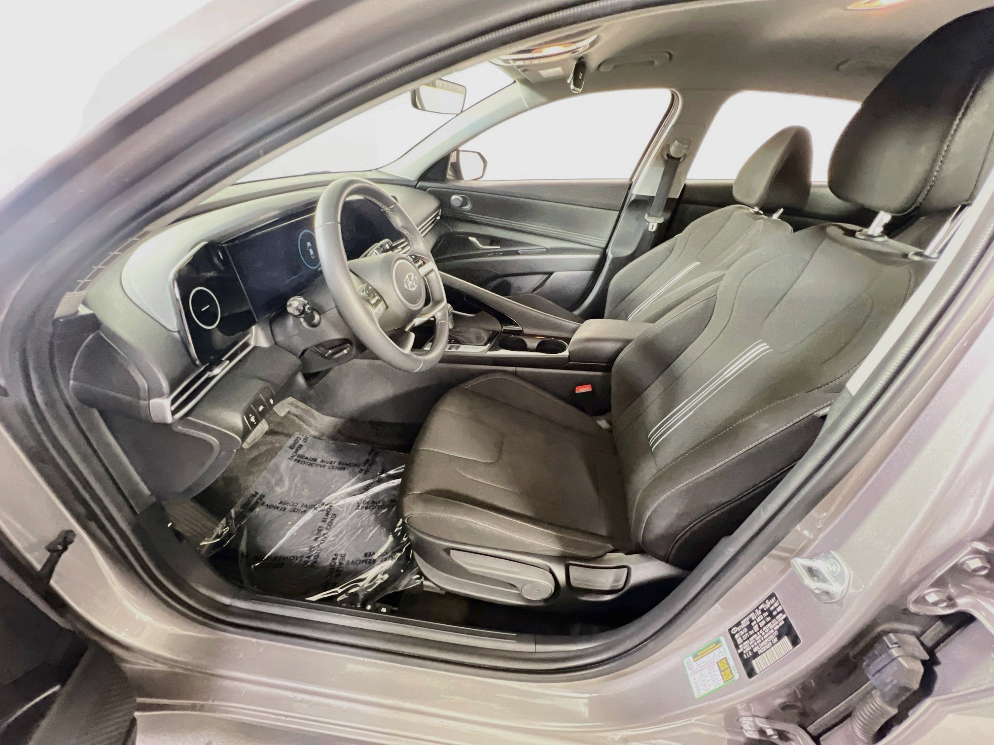 Used 2023 Hyundai Elantra SEL w/ Convenience Package FWD image 20