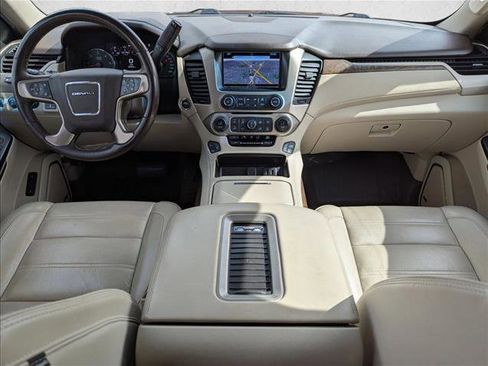 Used 2018 GMC Yukon Denali w/ Denali Ultimate Package image 18