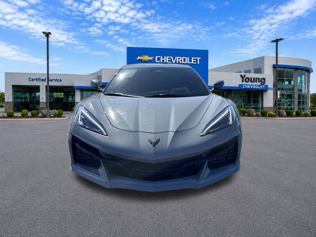 Used 2025 Chevrolet Corvette Z06 RWD image 2