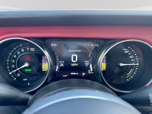 Used 2023 Jeep Wrangler Unlimited Rubicon 4xe AWD/4WD image 10
