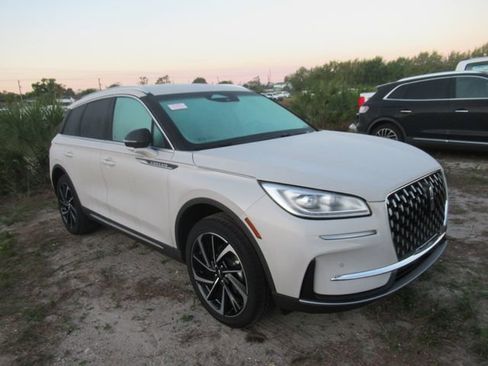 Certified 2024 Lincoln Corsair Reserve w/ Equipment Group 201A image 1