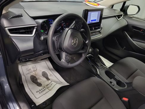 Used 2024 Toyota Corolla LE image 13