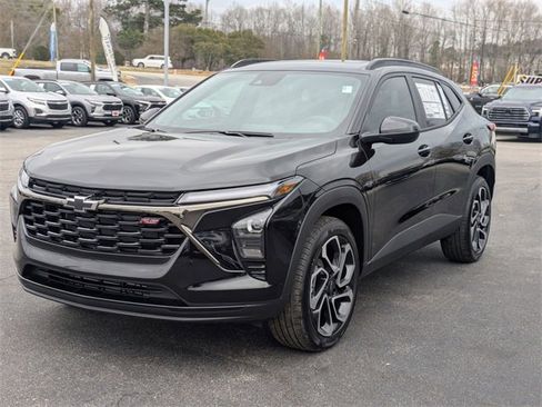 New 2026 Chevrolet Trax RS w/ Sunroof Package image 6