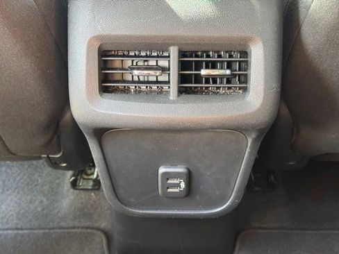 Used 2022 Chevrolet Equinox LT AWD/4WD image 18