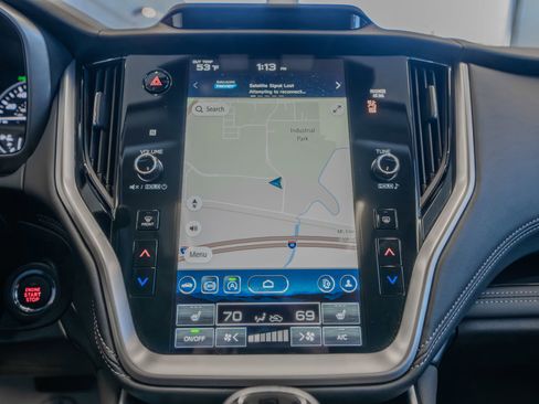 Used 2025 Subaru Outback Limited image 20