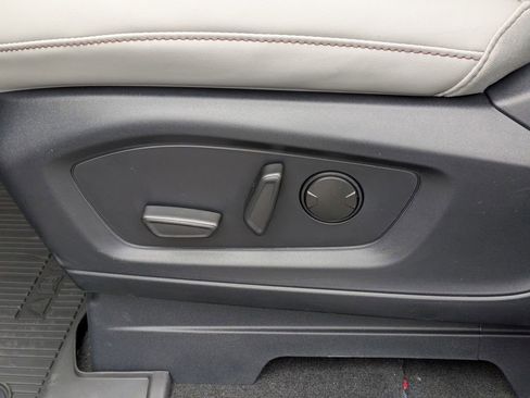 New 2026 Ford Explorer Active w/ Active Comfort Package image 23