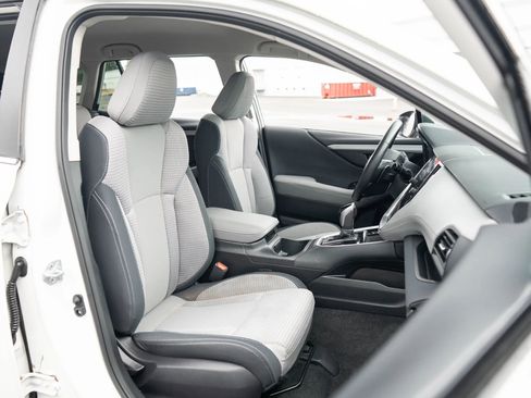 Used 2023 Subaru Outback Premium AWD/4WD image 19