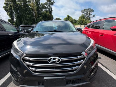 Used 2016 Hyundai Tucson Limited w/ Option Group 03 AWD/4WD image 1