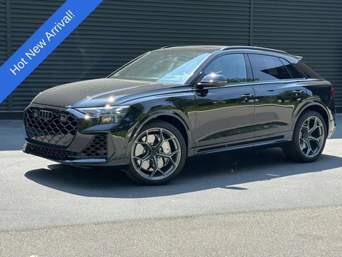 Used 2026 Audi RS Q8 performance AWD/4WD image 1