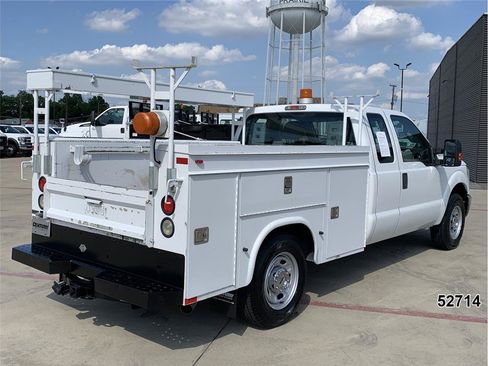 Used 2015 Ford F350 XL RWD image 2