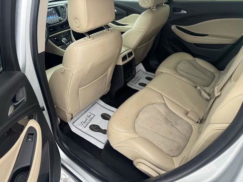 Used 2019 Buick Envision Preferred AWD/4WD image 9