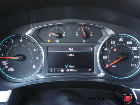 Used 2023 Chevrolet Traverse RS FWD image 30