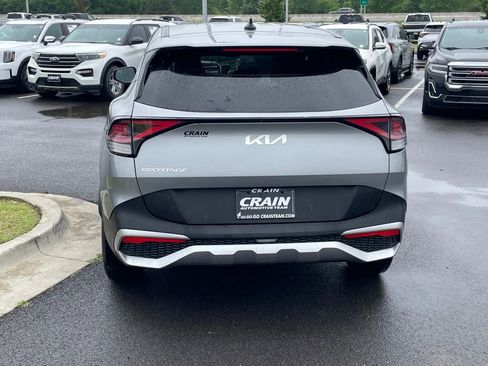 Certified 2024 Kia Sportage LX FWD image 6