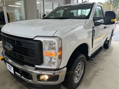 New 2026 Ford F250 XL w/ XL Chrome Package AWD/4WD image 3