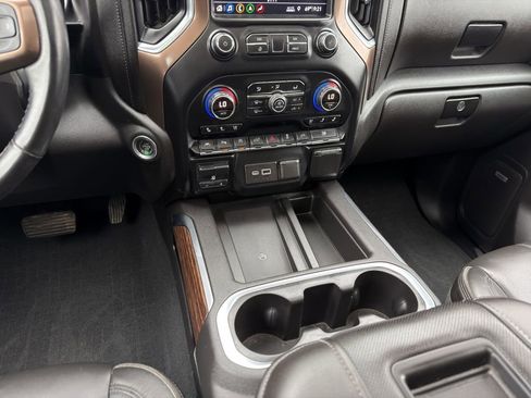 Certified 2019 Chevrolet Silverado 1500 High Country AWD/4WD image 15