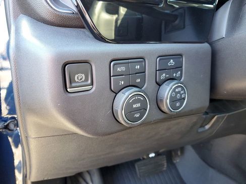 Used 2023 Chevrolet Silverado 1500 LT Trail Boss w/ Protection Package image 10