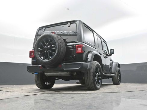 Used 2023 Jeep Wrangler Unlimited Sahara w/ Cold Weather Group AWD/4WD image 46