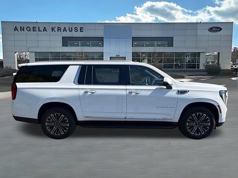 Used 2026 GMC Yukon XL Elevation AWD/4WD image 10