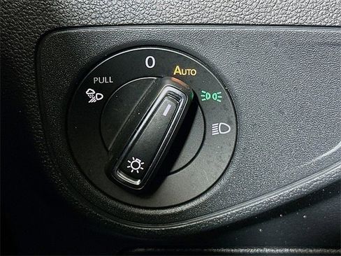 Used 2023 Volkswagen Atlas SEL image 10