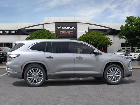 New 2026 Buick Enclave Avenir image 7