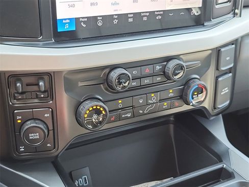 New 2026 Ford F250 XLT w/ XLT Premium Package image 16