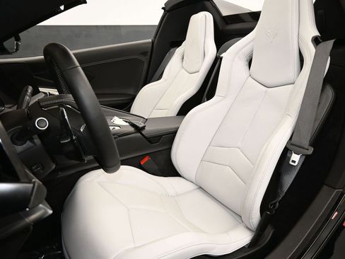 Used 2026 Chevrolet Corvette Stingray Convertible w/ 1LT image 10