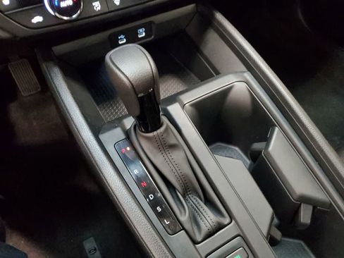 Certified 2024 Honda Accord EX image 9