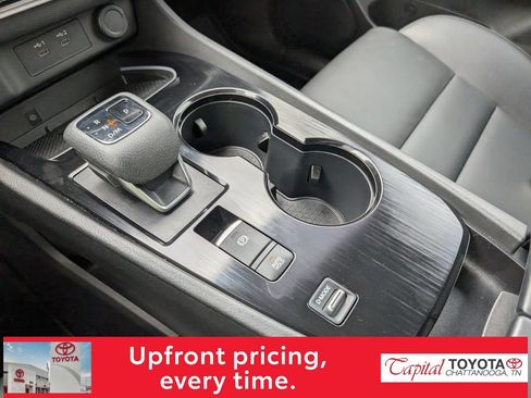 Used 2024 Nissan Rogue SL w/ SL Premium Package FWD image 22