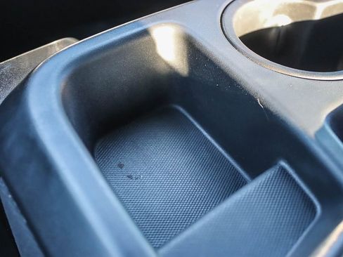 Used 2022 Chevrolet Silverado 1500 LT image 33