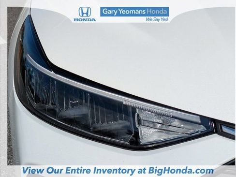 Used 2025 Ford Escape ST-Line w/ Equipment Group 301A image 12