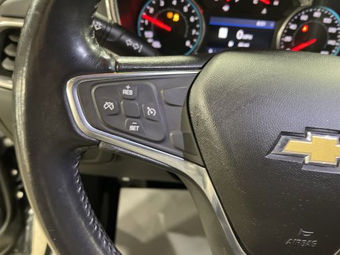 Used 2019 Chevrolet Equinox LT image 19