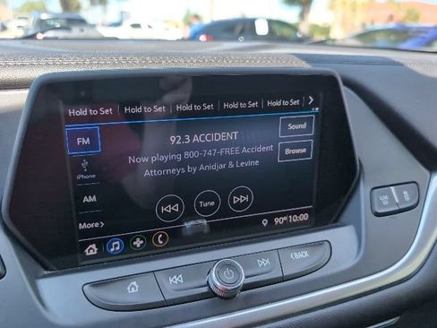 Used 2019 Chevrolet Blazer LT FWD image 16
