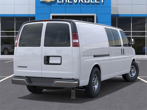 New 2025 Chevrolet Express 3500 Extended w/ Driver Convenience Package image 4