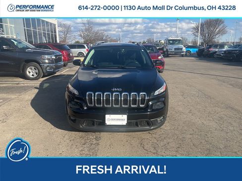 Used 2015 Jeep Cherokee Latitude w/ Comfort/Convenience Group image 9