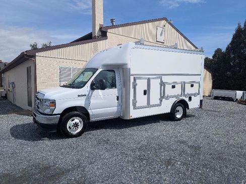 Used 2024 Ford E-350 and Econoline 350 Super Duty w/ Power Windows & Locks Group RWD image 2