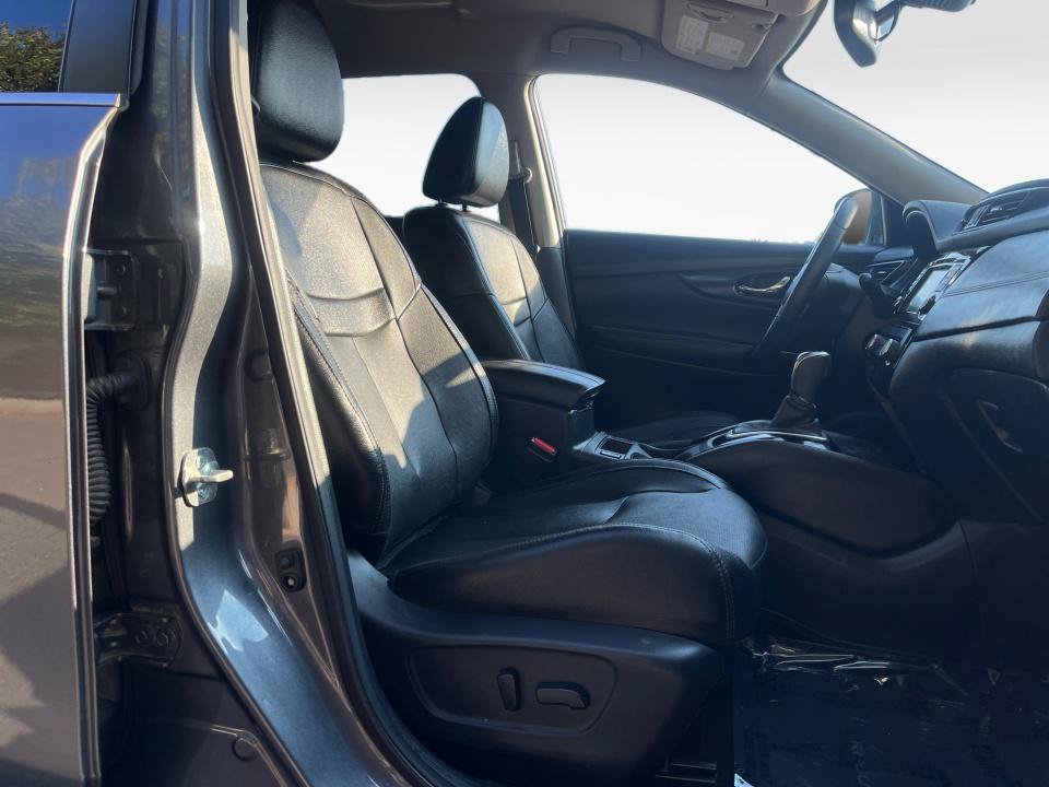 Used 2019 Nissan Rogue SL AWD/4WD image 27