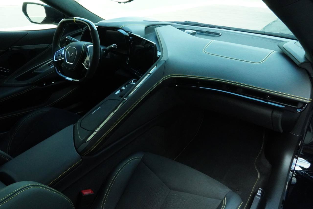 Used 2025 Chevrolet Corvette Z06 w/ Z07 Performance Package RWD image 48