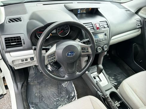 Used 2015 Subaru Forester 2.5i Premium w/ All-Weather Package image 10