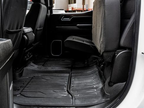 Used 2023 GMC Sierra 1500 SLE image 39