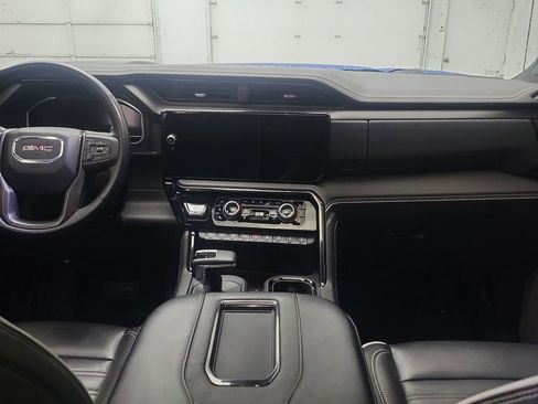 Used 2022 GMC Sierra 1500 AT4X image 21