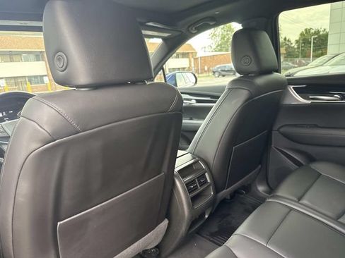Certified 2024 Cadillac XT5 Premium Luxury AWD/4WD image 31