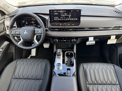 New 2026 Mitsubishi Outlander SEL FWD image 16