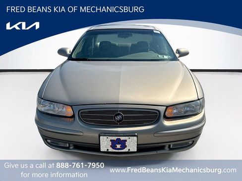 Used 2001 Buick Regal LS w/ Premium Pkg image 2