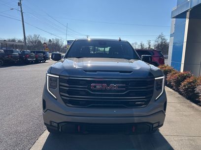 Used 2022 GMC Sierra 1500 AT4 w/ AT4 Preferred Package