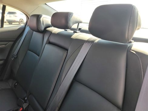 Used 2025 MAZDA MAZDA3 s image 16