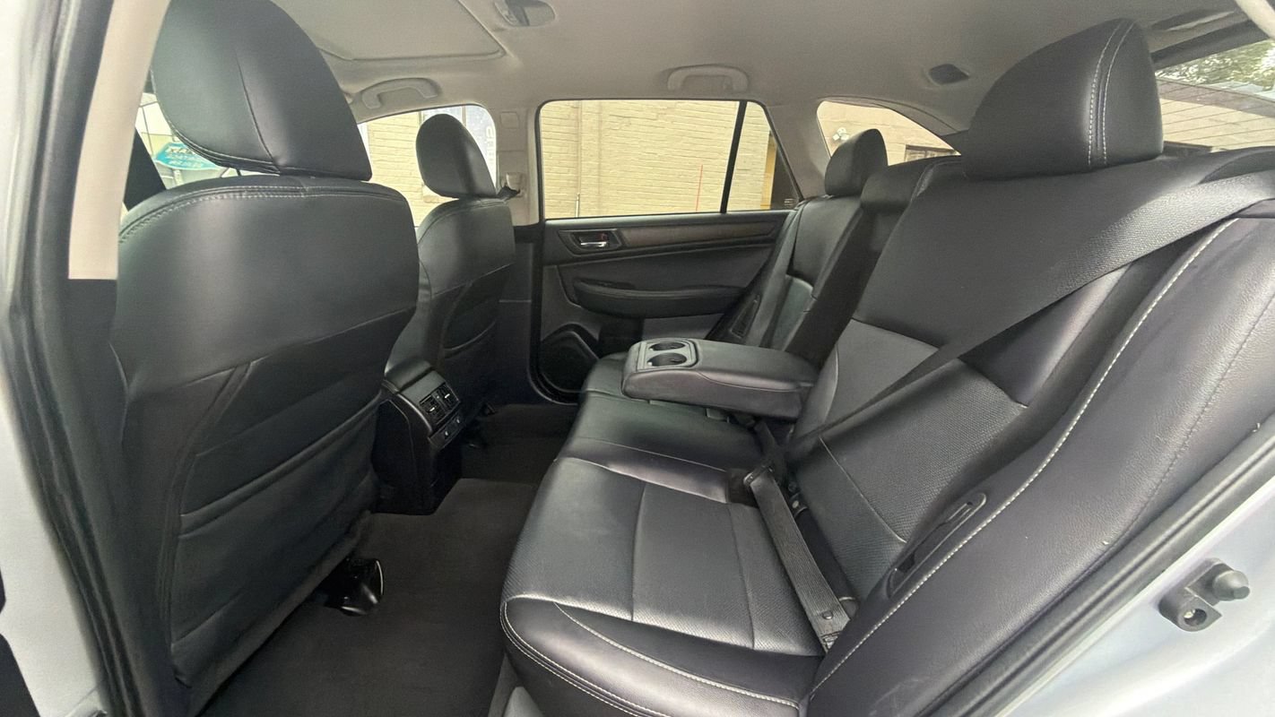 Used 2017 Subaru Outback 2.5i Limited AWD/4WD image 22