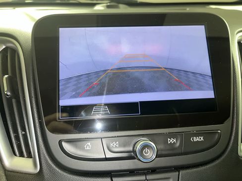 Used 2024 Chevrolet Malibu LT image 19