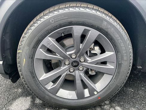 New 2026 Ford Explorer Active image 11