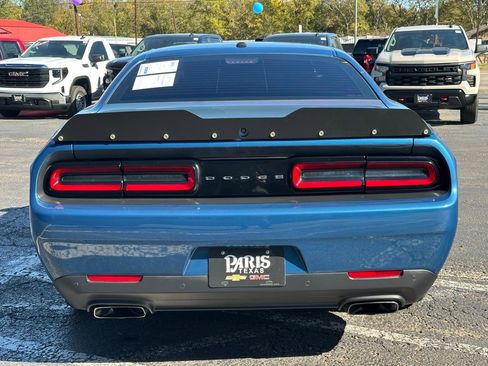 Used 2022 Dodge Challenger R/T image 5