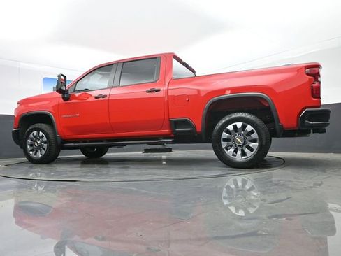 Used 2024 Chevrolet Silverado 2500 Custom w/ Custom Value Package AWD/4WD image 18